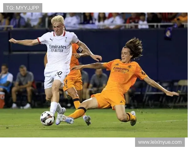 皇马青训新星琼 - 马丁内斯晋升一线队,目标第六中卫强化防线 皇马青训新星琼 - 马丁内斯晋升一线队,目标第六中卫强化防线