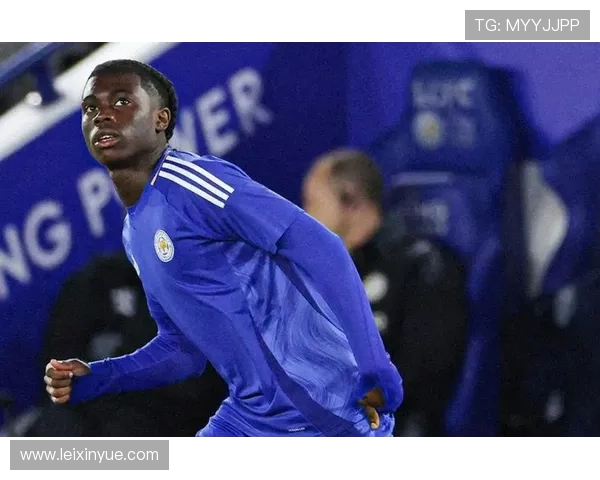 英超华裔小将自荐国青:热情遇冷背后的归化困局 英超华裔小将自荐国青:热情遇冷背后的归化困局